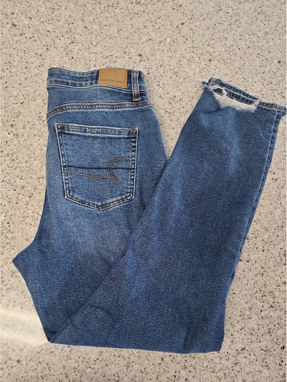 American eagle mom jeans
